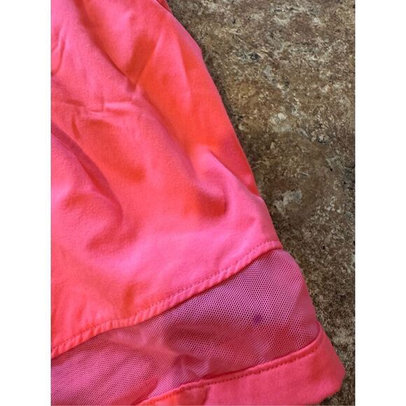 Women’s Victoria’s Secret pink ultimate shorts from 2018 - Picture 5 of 5